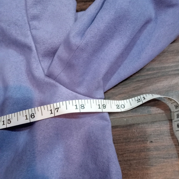 Designed by James Chen lilac purple suede blazer jacket - Picture 8 of 8